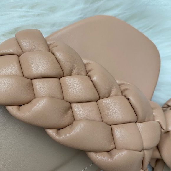 Braided Sandals - Picture 3 of 3